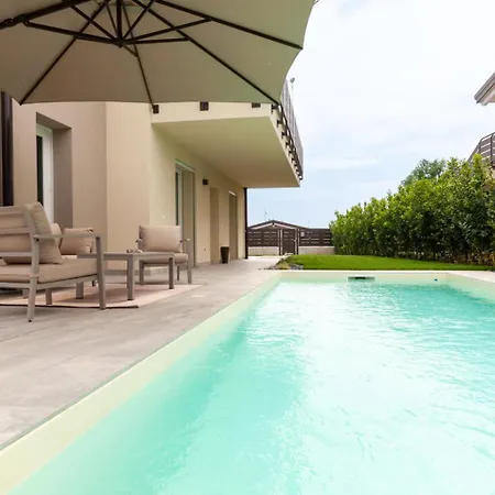 Villa Melodica Carzago Riviera